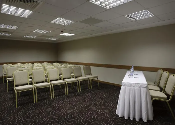 Anemon Kent çiğli Hotel