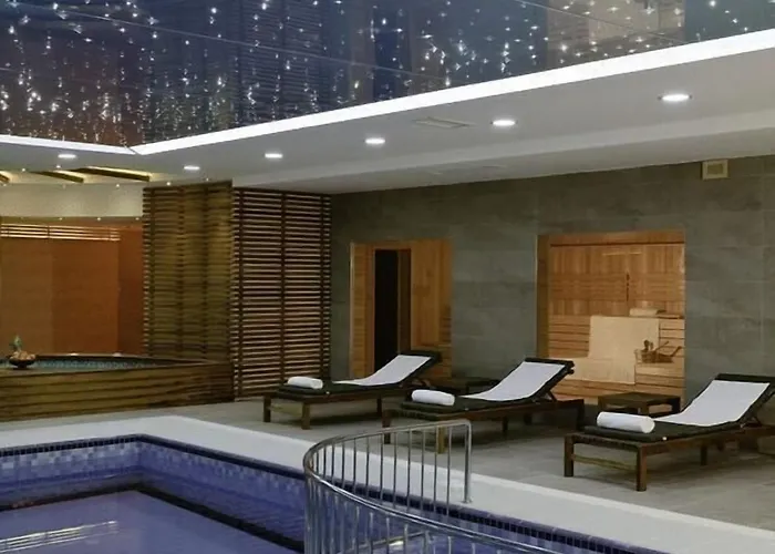 Anemon Kent çiğli Hotel