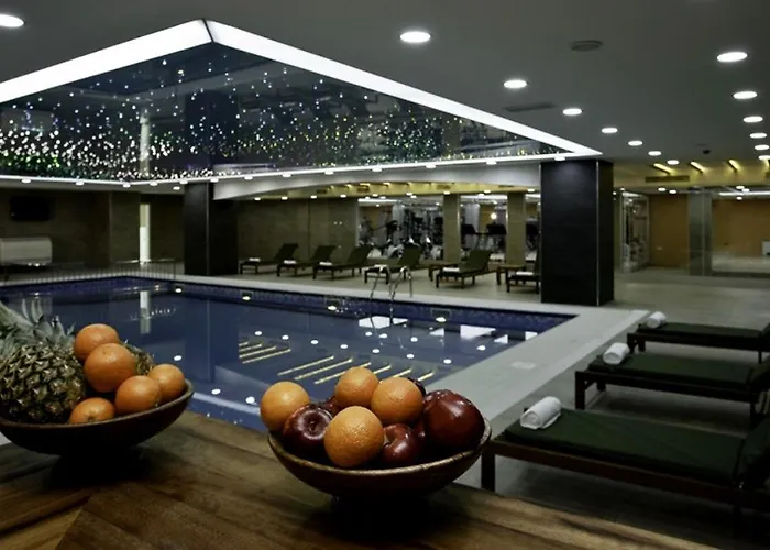 Anemon Kent Cigli Hotell 4*